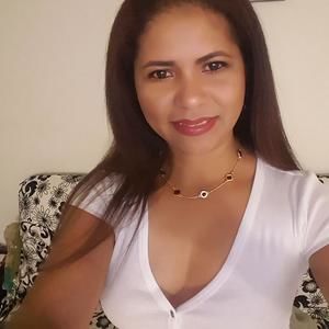 Meet your Posher, Francisca